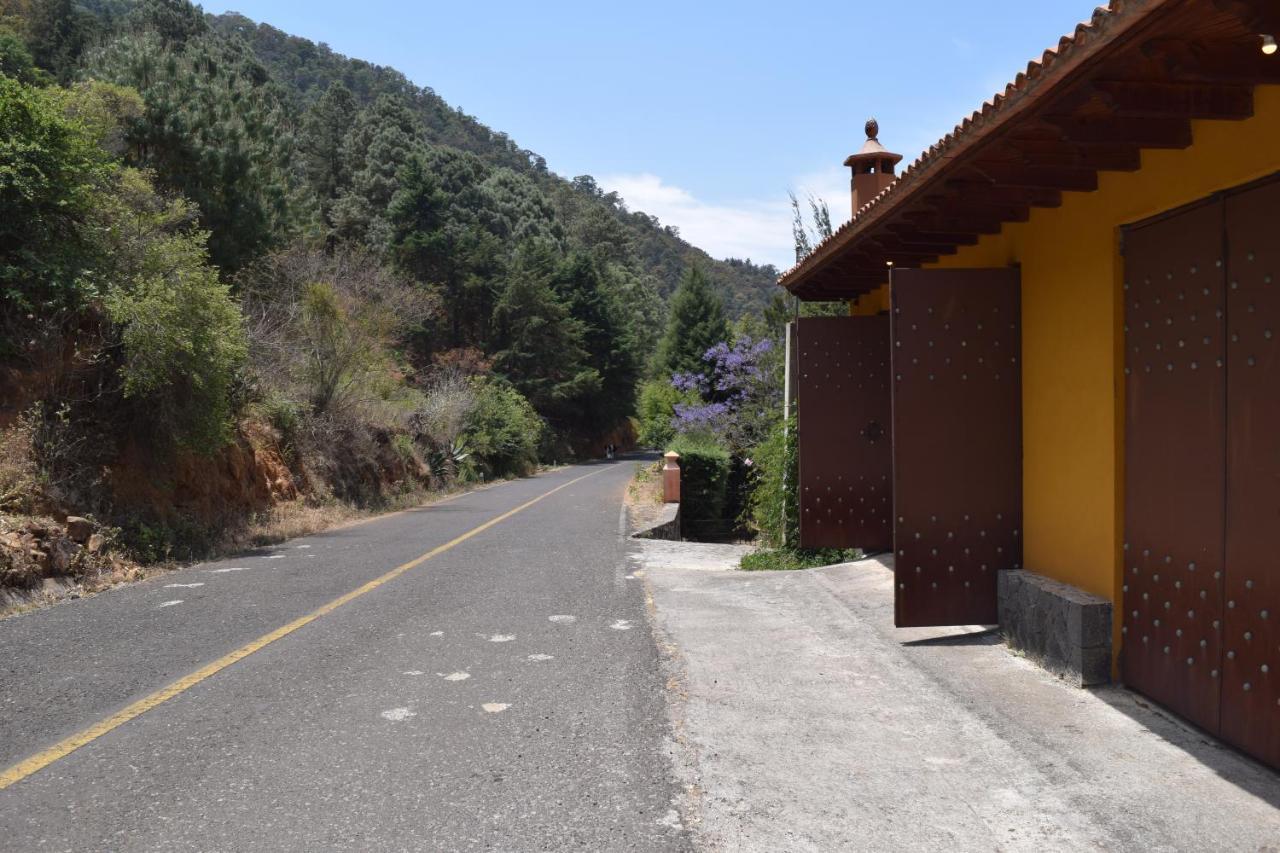 La Gloria De Los Angeles Tzintzuntzán Extérieur photo